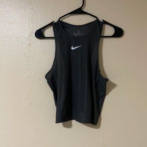 Nike zonal cooling crop tank